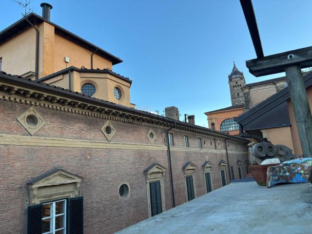 Appartamento in affitto di 151 m² in Via Goito