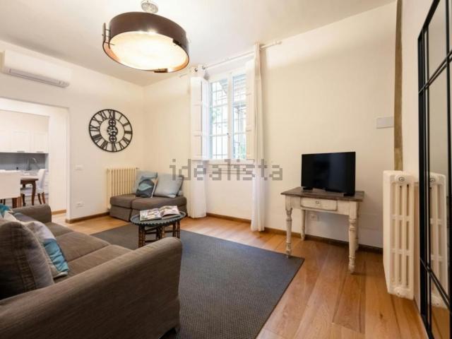Appartamento in affitto di 150 m² in Via dei Benci