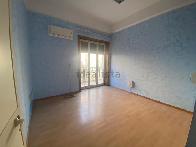Appartamento in affitto di 150 m² in Via Ettore Lombardo Pellegrino, 29