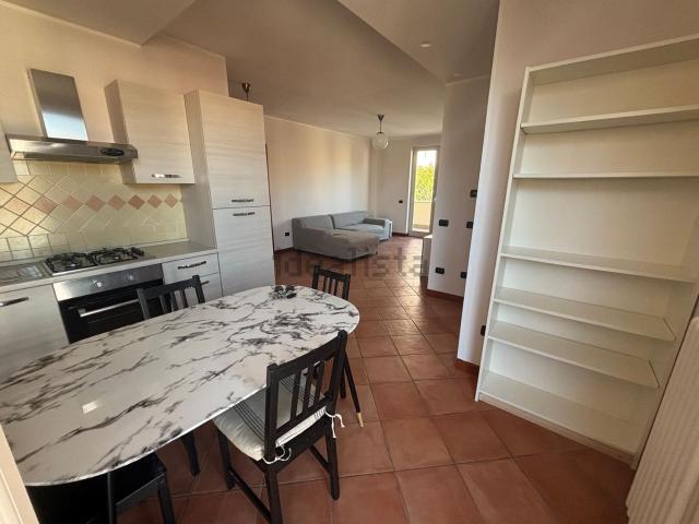 Appartamento in affitto di 150 m² in Via Ferrarecce, 200
