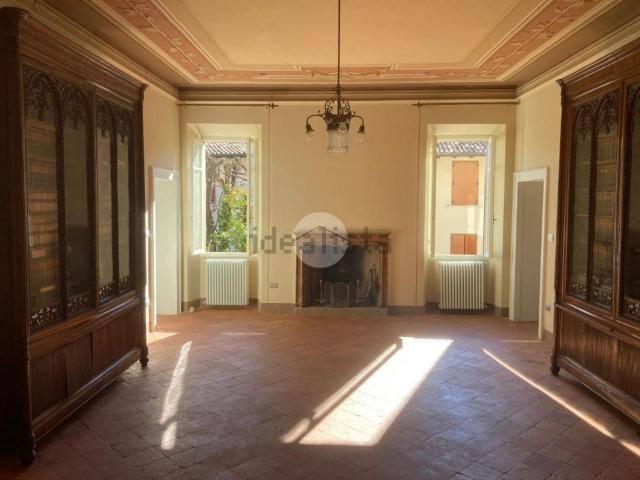 Appartamento in affitto di 150 m² in Via Sorattino, 26