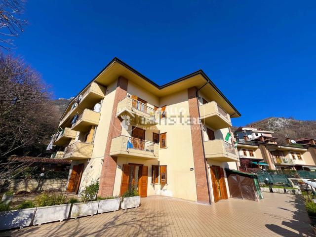 Appartamento in affitto di 150 m² in Via Saverio Crisci, 48
