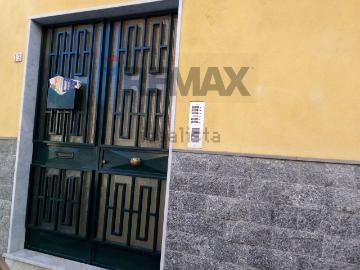 Appartamento in affitto di 150 m² in Via Trento, 13