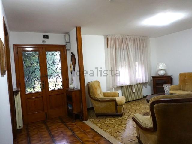 Appartamento in affitto di 150 m² in Via Vallio