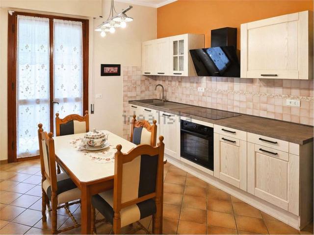 Appartamento in affitto di 150 m² in Via Vecchia Pesciatina, 860