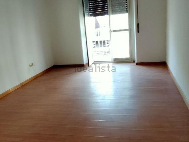 Appartamento in affitto di 150 m² in Via Vittorio Emanuele Orlando