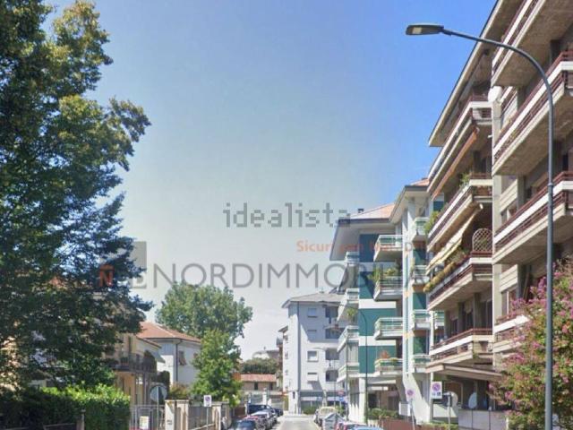 Appartamento in affitto di 150 m² in Via Vincenzo Gioberti, 9