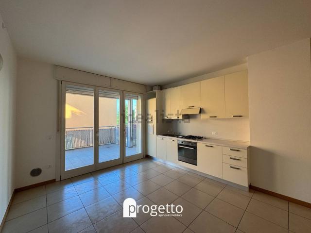 Appartamento in affitto di 150 m² in Viale Ambrogio Fusinieri