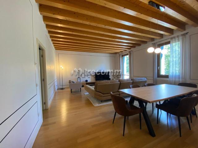 Appartamento in affitto di 150 m² in Viale Guglielmo Oberdan