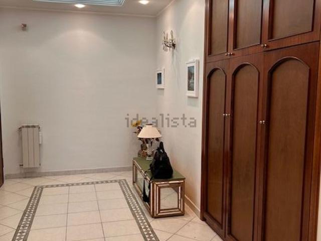 Appartamento in affitto di 150 m² in Viale Santa Panagia