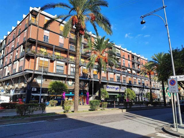 Appartamento in affitto di 150 m² in Viale San Martino