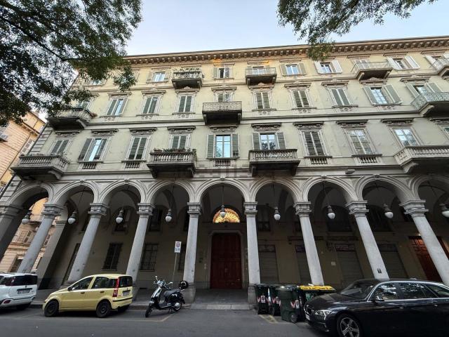 Appartamento in affitto di 150 m² in Corso San Martino, 4
