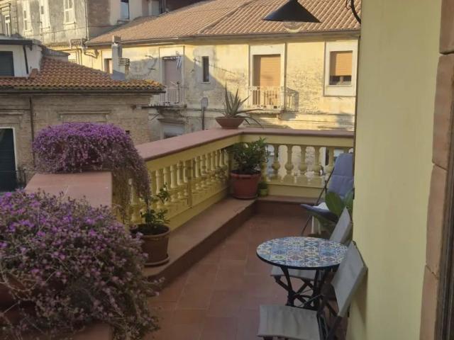 Appartamento in affitto di 150 m² in Largo Giuseppe Ferragina, 1