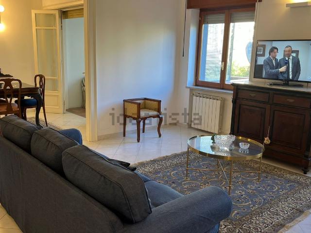 Appartamento in affitto di 150 m² in Piazza Adda