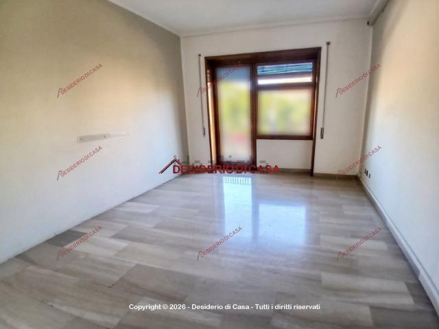 Appartamento in affitto di 150 m² in Piazza Francesco Crispi, 1