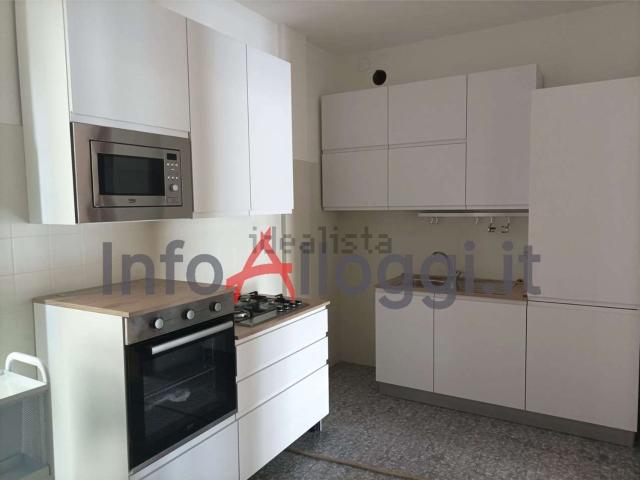 Appartamento in affitto di 150 m² in Piazzale Luigi Cadorna