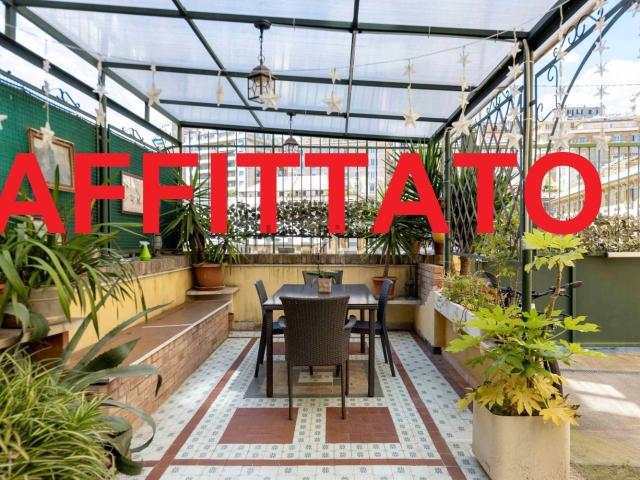 Appartamento in affitto di 151 m² in Via Acquarone, 30
