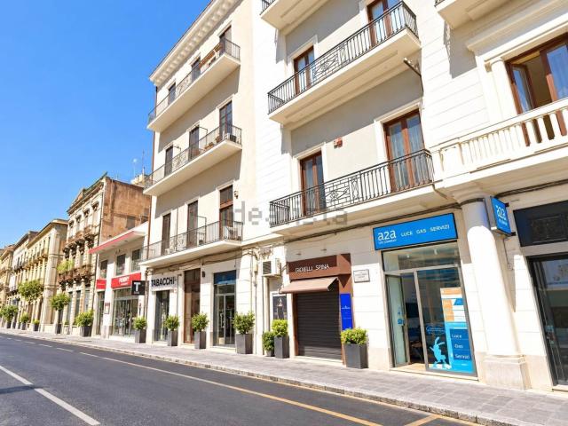 Appartamento in affitto di 155 m²