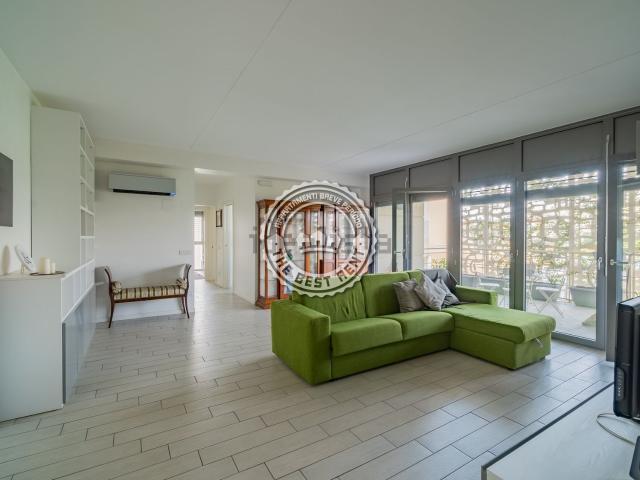 Appartamento in affitto di 155 m² in Via Marco Fabio Quintiliano, 5