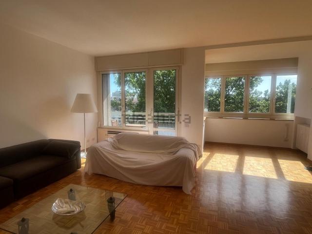 Appartamento in affitto di 155 m² in Via San Pio V, 2
