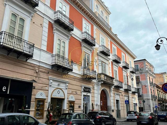 Appartamento in affitto di 155 m² in Corso Aldo Moro, 188