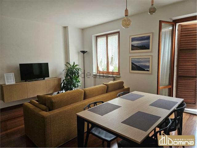 Appartamento in affitto di 157 m² in Via Marsala