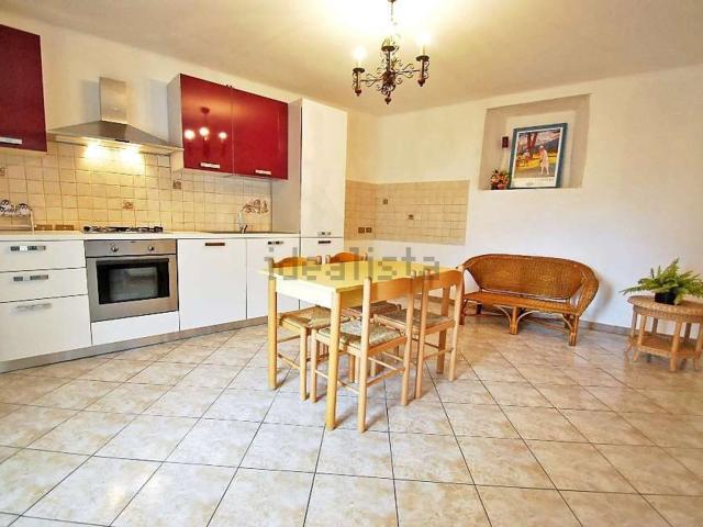 Appartamento in affitto di 159 m²