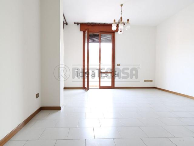 Appartamento in affitto di 159 m² in Via delle Casermette