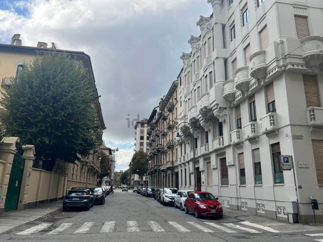 Appartamento in affitto di 160 m² in Via Giambattista Vico, 2