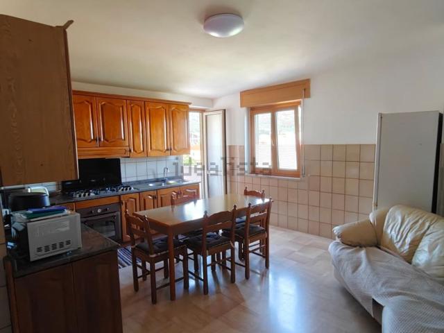 Appartamento in affitto di 160 m² in Via Giovanni Giolitti