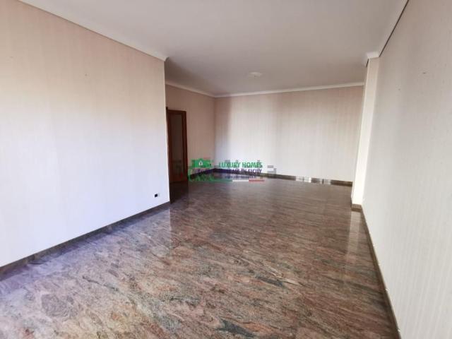 Appartamento in affitto di 160 m² in Via dei Peloritani