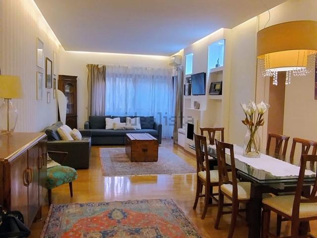 Appartamento in affitto di 160 m² in Via di Donna Olimpia, 218