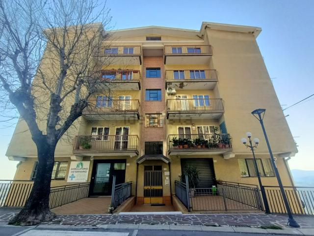 Appartamento in affitto di 160 m² in Via Orientale, 19