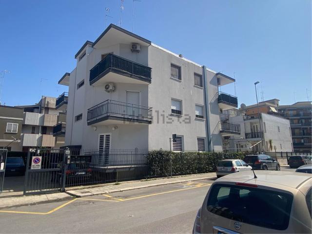 Appartamento in affitto di 160 m² in Via San Lioce