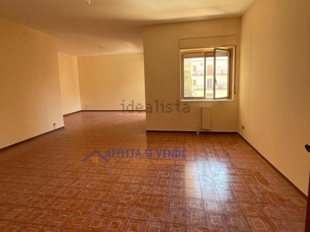 Appartamento in affitto di 160 m² in Viale Zecchino