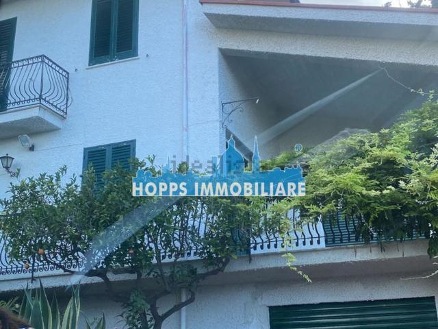 Appartamento in affitto di 160 m² in Contrada Carapè