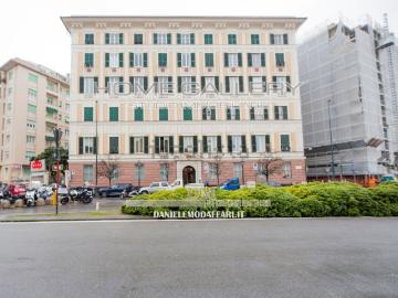 Appartamento in affitto di 160 m² in Piazza Galeazzo Alessi