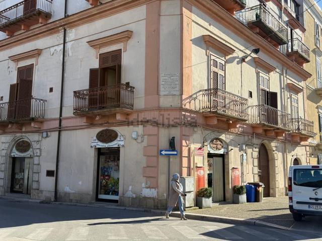 Appartamento in affitto di 160 m² in Piazza Giuseppe Pellicciari