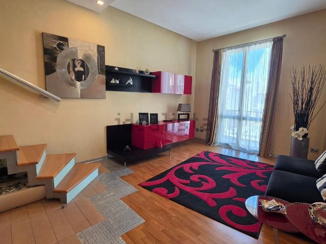 Appartamento in affitto di 160 m² in Piazza della Vittoria