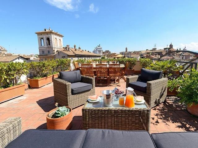 Appartamento in affitto di 160 m² in Piazza di Campitelli