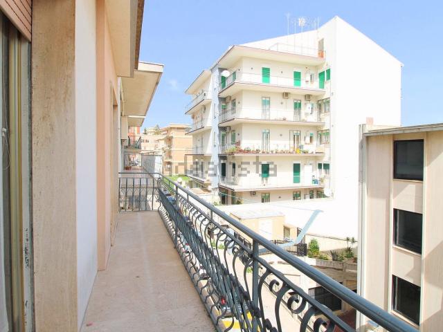 Appartamento in affitto di 161 m² in Via Ottorino Respighi, 18