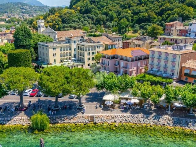 Appartamento in affitto di 161 m² in Via Virgilio, 2