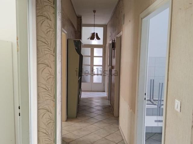 Appartamento in affitto di 162 m² in Viale Goffredo Mameli