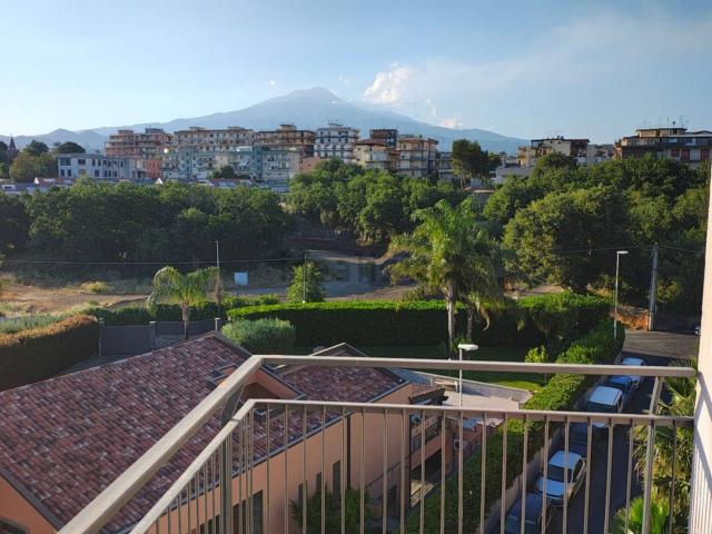 Appartamento in affitto di 163 m² in Via Eugenio di Mattei, 3