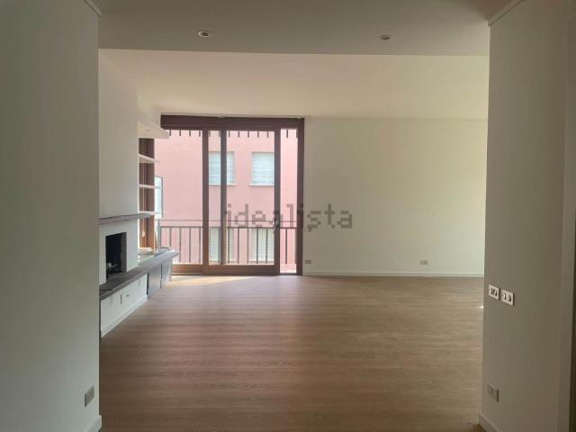 Appartamento in affitto di 164 m²