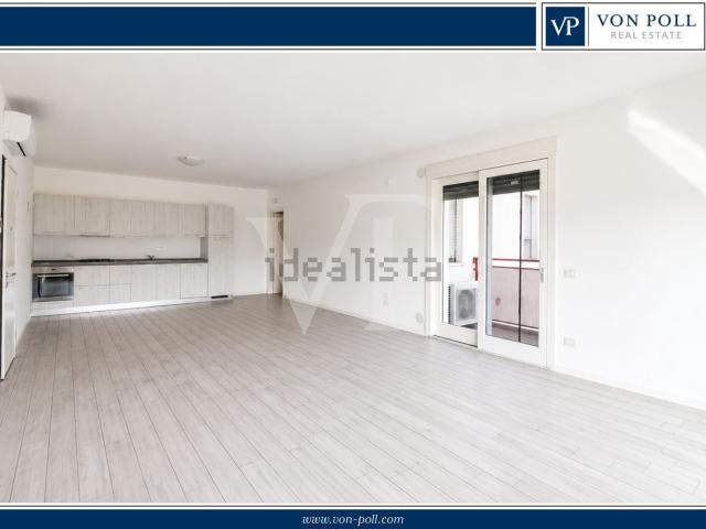 Appartamento in affitto di 164 m² in Via Arrigo Boito