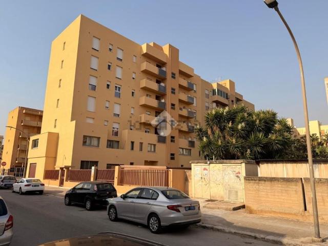 Appartamento in affitto di 164 m² in Via del Ferro, 2