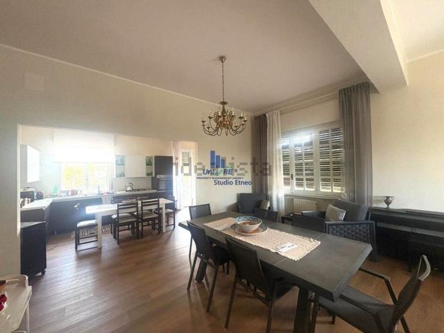 Appartamento in affitto di 165 m² in Via Archimede