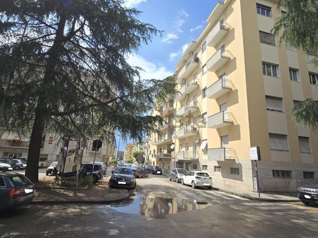 Appartamento in affitto di 165 m² in Via Salvator Rosa
