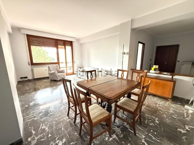 Appartamento in affitto di 166 m²
